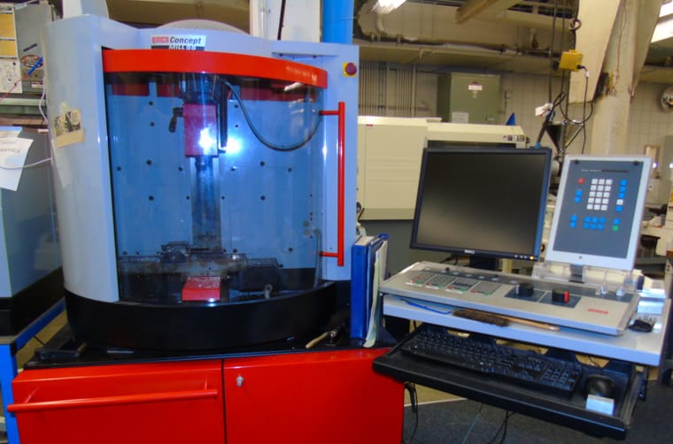 Student-run CNC machine in the build shop